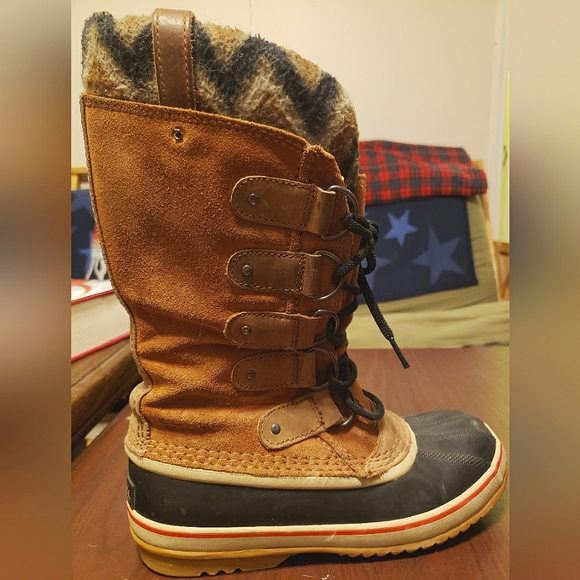 Sorel Joan of Arctic size 8.5 - Picture 1 of 4